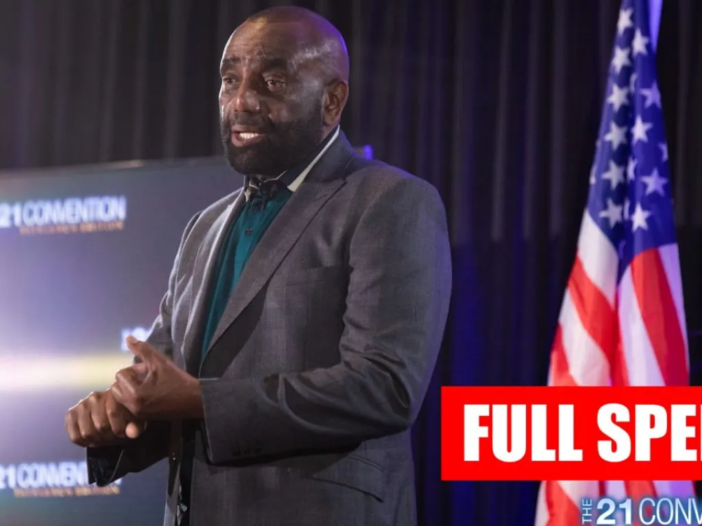 Jesse Speaking at 21 Convention